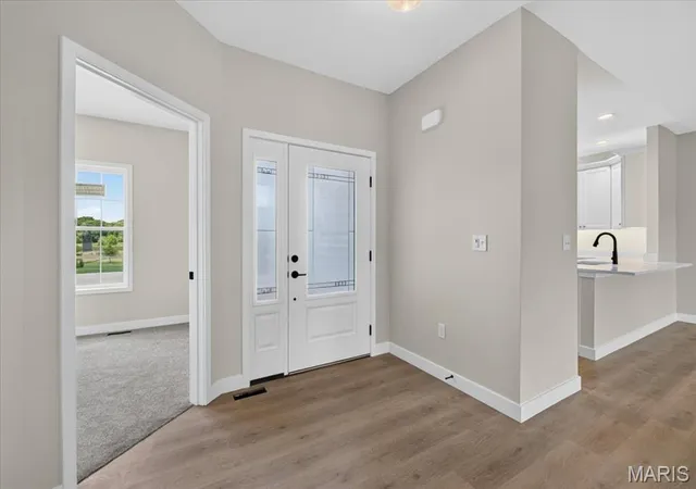 Photo 2 of Single family home for sale at 1227 Ole Town Bridge Dr, O'fallon, IL 62269 | MLS# MIS26055289 | Listing updated on 2026-09-13