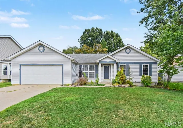 Photo 1 of Single family home for sale at 217 Royallsprings Pkwy, O'fallon, MO 63368 | MLS# MIS26055294 | Listing updated on 2026-08-31