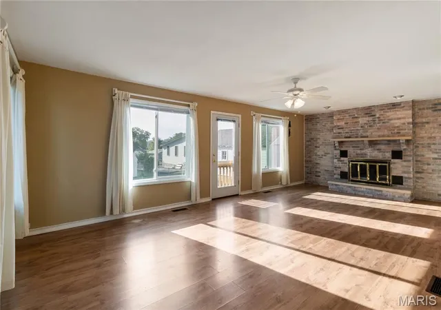 Photo 3 of Sale Pending at 709 Woodrow Ave, Festus, MO 63028 | MLS# MIS26055295 | Listing updated on 2026-08-31