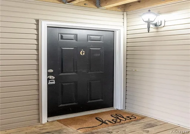 Photo 3 of Condo for sale at 9740 Bexley Station Dr #7G, Unincorporated, MO 63123 | MLS# MIS26055307 | Listing updated on 2026-09-14