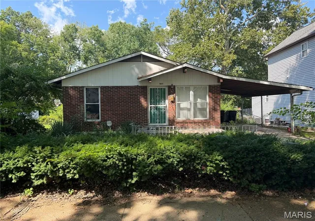 Photo 1 of Single family home for sale at 7017 Melrose Ave, Saint Louis, MO 63130 | MLS# MIS26055315 | Listing updated on 2026-09-04