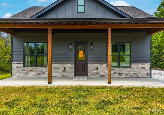 Photo 5 of Single family home for sale at 17582 Monroe Rd 675, Perry, MO 63462 | MLS# MIS26055329 | Listing updated on 2026-08-27