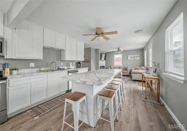 Photo 14 of Single family home for sale at 406 E Water St, Grafton, IL 62037 | MLS# MIS26055335 | Listing updated on 2026-09-01