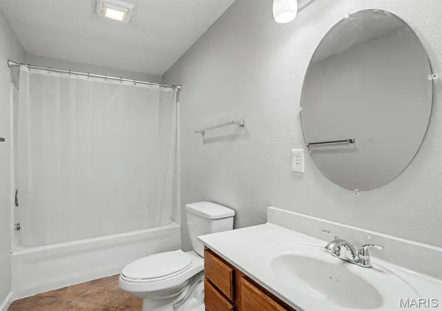 Photo 4 of Single family home for sale at 1904 Teal Dr, Kirksville, MO 63501 | MLS# MIS26055336 | Listing updated on 2026-08-28