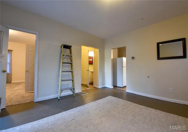 Photo 3 of Single family home for sale at 406 S Jersey St, Gillespie, IL 62033 | MLS# MIS26055352 | Listing updated on 2026-09-04
