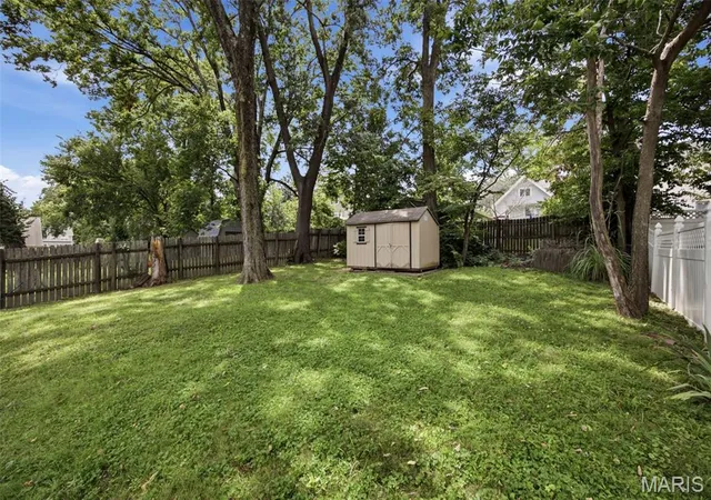Photo 2 of Sale Pending at 929 N Harrison Ave, Kirkwood, MO 63122 | MLS# MIS26055357 | Listing updated on 2026-09-03