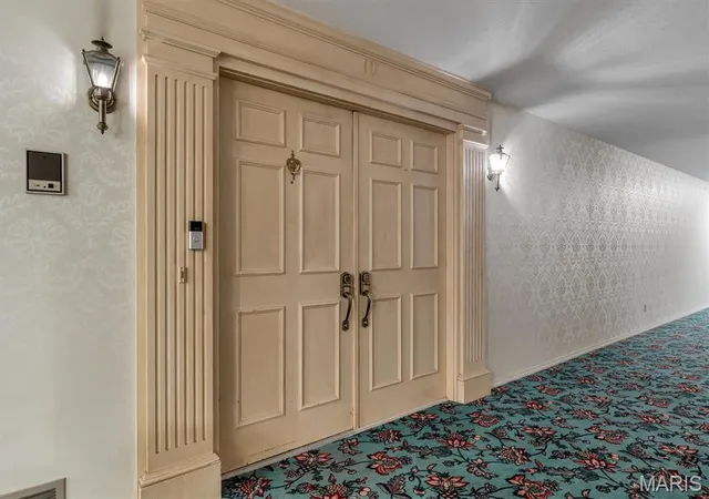 Listing Photo 4 - Condo for sale in building located at 2335 Manor Grv Dr, Chesterfield, MO 63017 - Unit #10