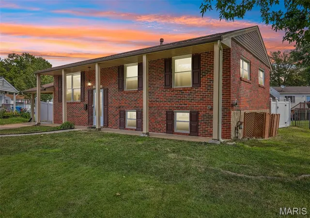 Single family home for sale at 4107 Celtic Ct, Saint Louis, MO 63125 | MLS# MIS26055380