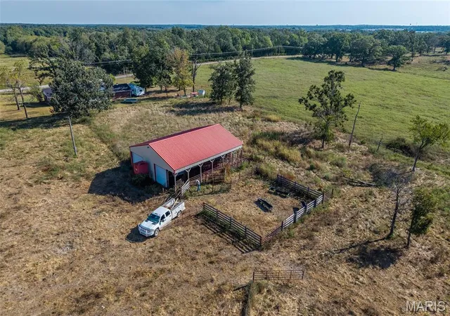 Photo 2 of Land for sale at Tbd Equestrain Rd, Lebanon, MO 65536 | MLS# MIS26055383 | Listing updated on 2026-09-04
