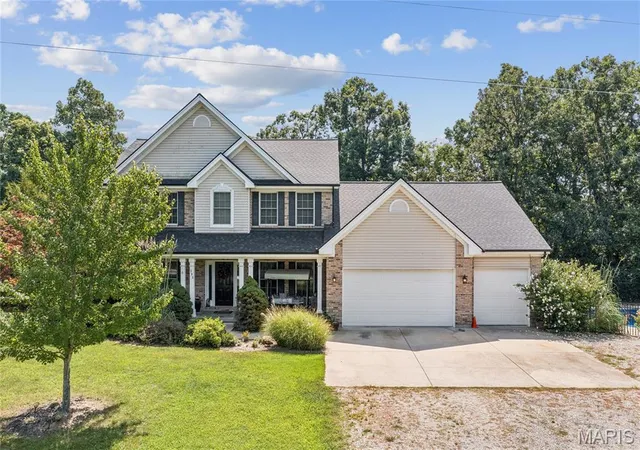 Photo 2 of Single family home for sale at 295 Zee Acres Ridge, Augusta, MO 63332 | MLS# MIS26055384 | Listing updated on 2026-09-02