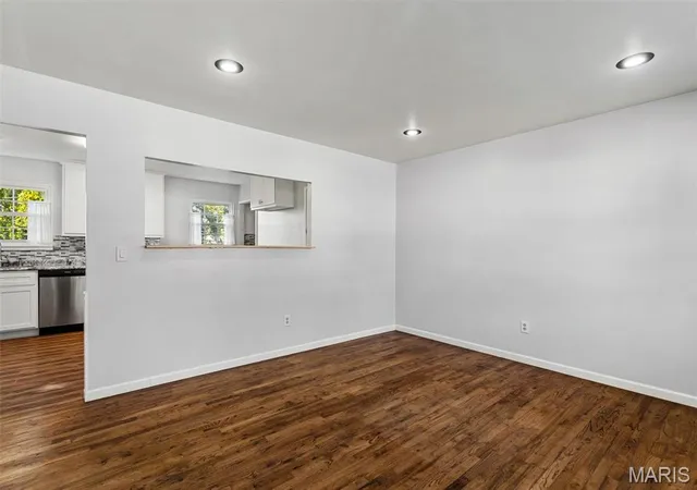 Photo 4 of Single family home for sale at 12014 Renaissance Dr, Maryland Heights, MO 63043 | MLS# MIS26055394 | Listing updated on 2026-10-19