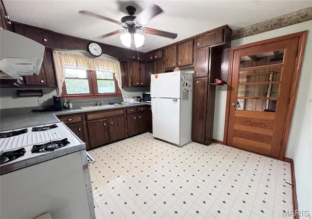Photo 5 of Single family home for sale at 12492 New London Gravel, New London, MO 63459 | MLS# MIS26055400 | Listing updated on 2026-08-27