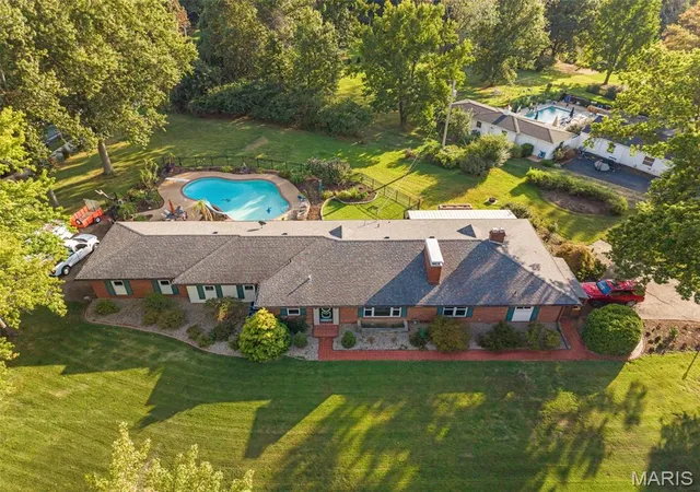 Photo 1 of Single family home for sale at 20 Lemp Rd, Saint Louis, MO 63122 | MLS# MIS26055402 | Listing updated on 2026-10-05