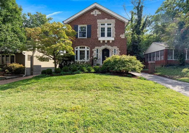 Photo 3 of Single family home for sale at 7232 Clayton Rd, Richmond Heights, MO 63117 | MLS# MIS26055406 | Listing updated on 2026-09-05
