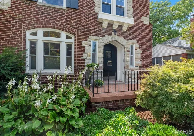 Photo 2 of Single family home for sale at 7232 Clayton Rd, Richmond Heights, MO 63117 | MLS# MIS26055406 | Listing updated on 2026-09-05