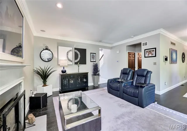 Photo 2 of Single family home for sale at 264 Greenshire Ln, Dardenne Prairie, MO 63368 | MLS# MIS26055408 | Listing updated on 2026-10-05