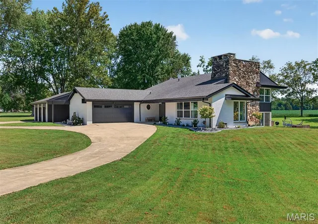 Photo 1 of Single family home for sale at 13750 Kayser Rd, Highland, IL 62249 | MLS# MIS26055423 | Listing updated on 2026-09-04