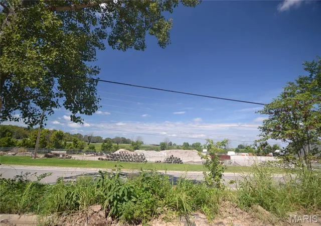 Photo 18 of Land for sale at 308 Old State Route 3, Columbia, IL 62236 | MLS# MIS26055424 | Listing updated on 2026-08-27