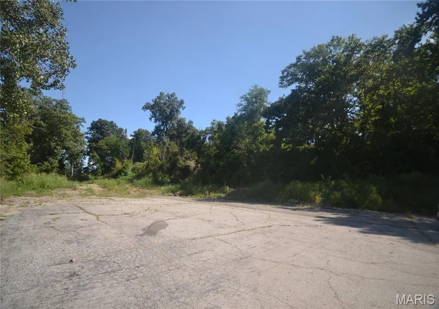 Photo 3 of Land for sale at 308 Old State Route 3, Columbia, IL 62236 | MLS# MIS26055424 | Listing updated on 2026-08-27