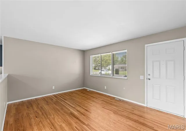 Photo 2 of Single family home for sale at 1770 Tahoe Dr, Florissant, MO 63031 | MLS# MIS26055450 | Listing updated on 2026-09-24