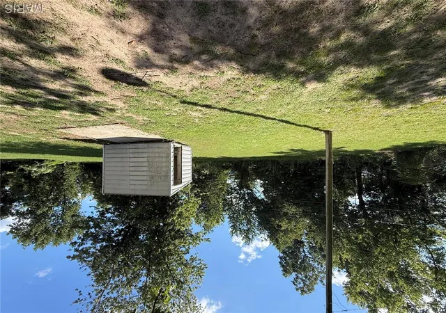 Photo 3 of Sale Pending at 105 Adams St, Sikeston, MO 63801 | MLS# MIS26055455 | Listing updated on 2026-09-04