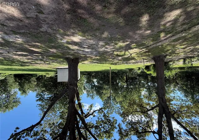 Photo 4 of Sale Pending at 105 Adams St, Sikeston, MO 63801 | MLS# MIS26055455 | Listing updated on 2026-09-04