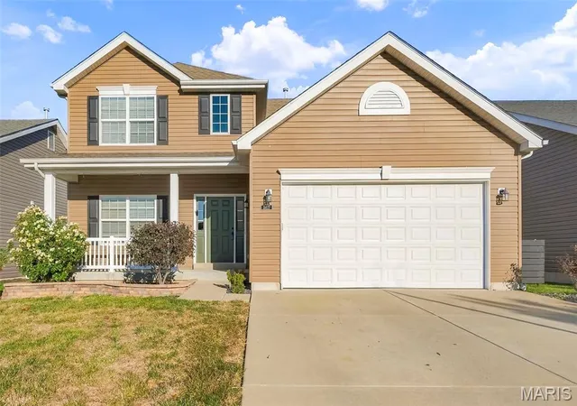 Single family home for sale at 3477 Charlestowne Xing Dr, Saint Charles, MO 63301 | MLS# MIS26055457
