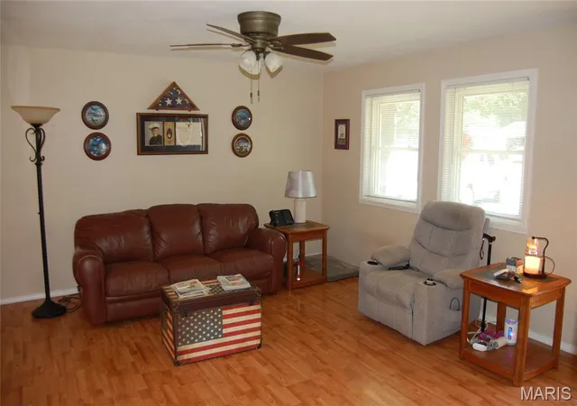 5th image of 2609 W Susan Pl, Poplar Bluff, MO 63901 | MLS# MIS26055460
