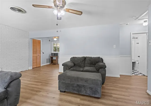 Photo 3 of Sale Pending at 9259 Bataan Dr, Saint Louis, MO 63134 | MLS# MIS26055470 | Listing updated on 2026-09-05