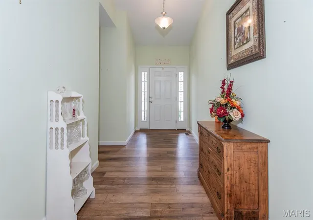 Photo 2 of Single family home for sale at 113 Gronefeld Ct, St Charles, MO 63303 | MLS# MIS26055490 | Listing updated on 2026-09-26