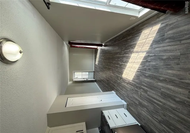 Listing Photo 2 - Condo for sale in building located at 509 N Monroe St, Pacific, MO 63069 - Unit #7