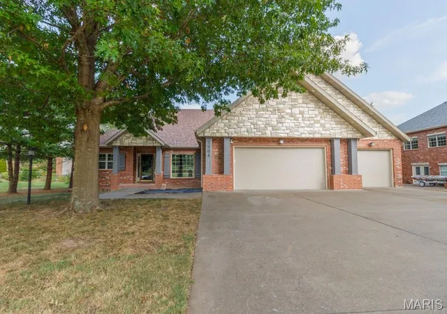 1st image of 2408 Boardwalk Dr, Lebanon, MO 65536 | MLS# MIS26055496