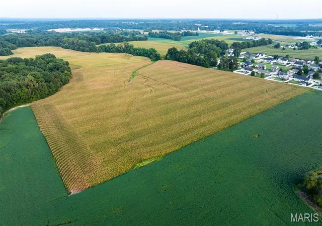 Photo 2 of Land for sale at Xxx Pin Oak Dr, Waterloo, IL 62298 | MLS# MIS26055525 | Listing updated on 2026-08-30