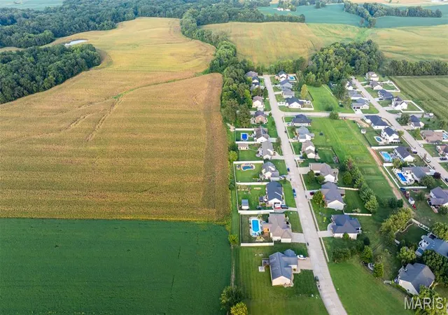 Photo 3 of Land for sale at Xxx Pin Oak Dr, Waterloo, IL 62298 | MLS# MIS26055525 | Listing updated on 2026-08-30