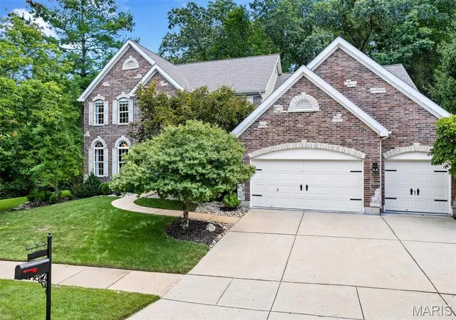 Photo 3 of Single family home for sale at 716 Arbor Chase Dr, Wildwood, MO 63021 | MLS# MIS26055529 | Listing updated on 2026-09-14