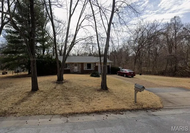 Photo 1 of Single family home for sale at 444 Essen Ln, Ballwin, MO 63021 | MLS# MIS26055546 | Listing updated on 2026-09-21