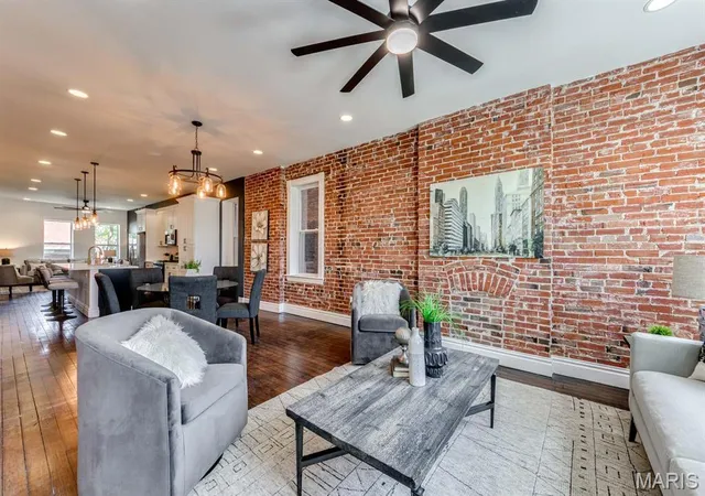 Photo 4 of Single family home for sale at 2741 Utah St, St Louis, MO 63118 | MLS# MIS26055559 | Listing updated on 2026-09-14