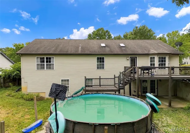 Photo 4 of Single family home for sale at 427 Timber Dr, Warrenton, MO 63383 | MLS# MIS26055568 | Listing updated on 2026-09-14