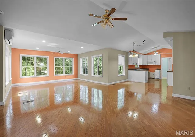Photo 4 of Single family home for sale at 117 Monticello Dr, Washington, MO 63090 | MLS# MIS26055581 | Listing updated on 2026-08-28