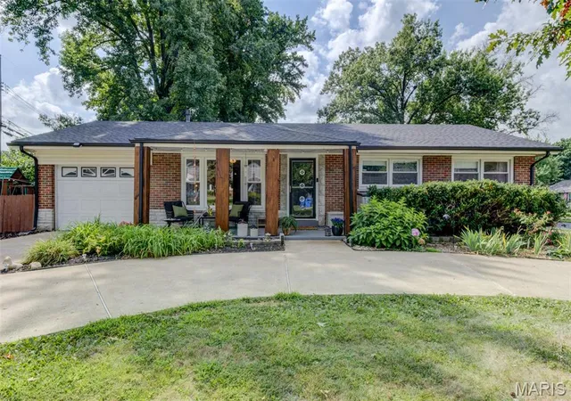 Photo 1 of Sale Pending at 20 Alpha Dr, Florissant, MO 63031 | MLS# MIS26055588 | Listing updated on 2026-09-01