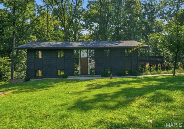 Photo 3 of Single family home for sale at 707 Genteman Rd, O Fallon, MO 63366 | MLS# MIS26055594 | Listing updated on 2026-09-02