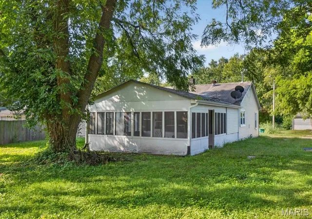 Photo 22 of Single family home for sale at 821 Howell Ave, East Saint Louis, IL 62206 | MLS# MIS26055598 | Listing updated on 2026-09-03