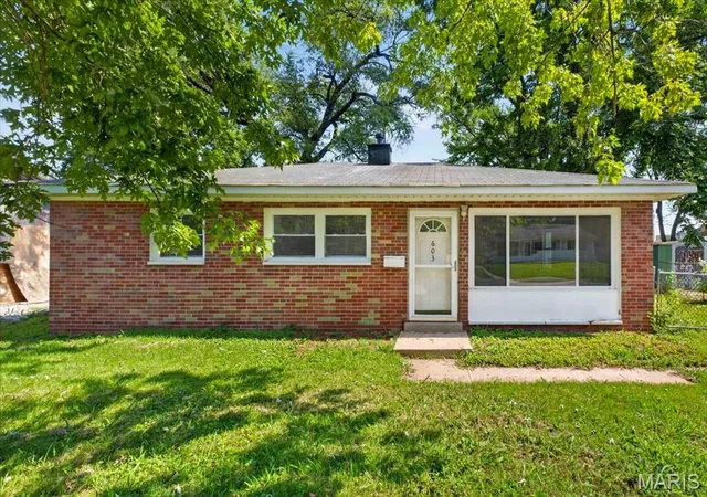 Photo 1 of Single family home for sale at 603 Saint Nicholas Dr, East Saint Louis, IL 62206 | MLS# MIS26055599 | Listing updated on 2026-09-03