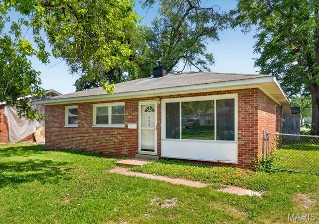 Photo 2 of Single family home for sale at 603 Saint Nicholas Dr, East Saint Louis, IL 62206 | MLS# MIS26055599 | Listing updated on 2026-09-03