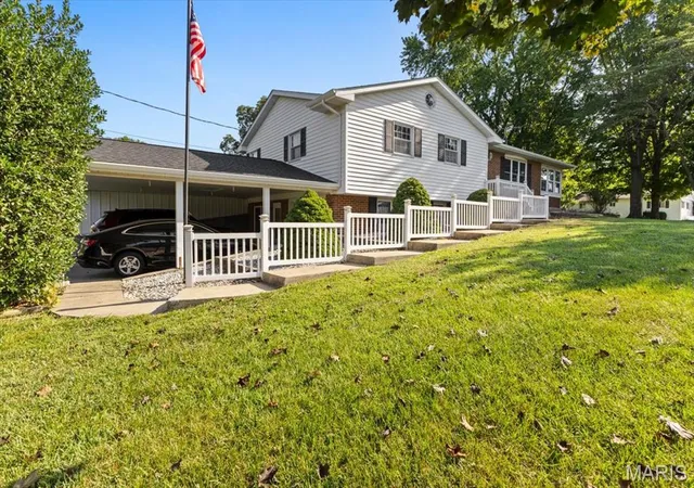 Photo 3 of Single family home for sale at 157 W Mill St, Ruma, IL 62278 | MLS# MIS26055604 | Listing updated on 2026-09-14