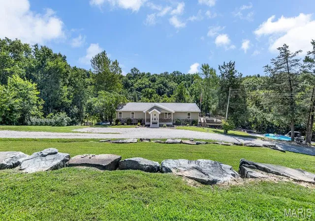 Photo 2 of Single family home for sale at 30172 State Hwy 94, Hermann, MO 65041 | MLS# MIS26055608 | Listing updated on 2026-09-19
