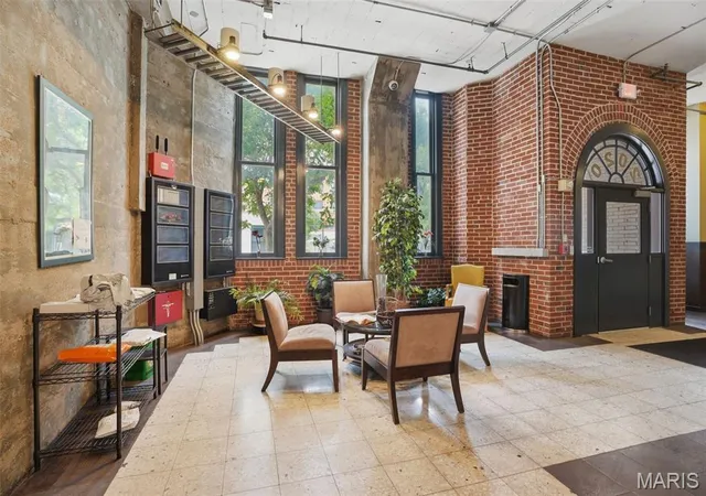Photo 2 of Condo for sale at 2020 Washington Ave #207, St Louis, MO 63103 | MLS# MIS26055610 | Listing updated on 2026-08-28