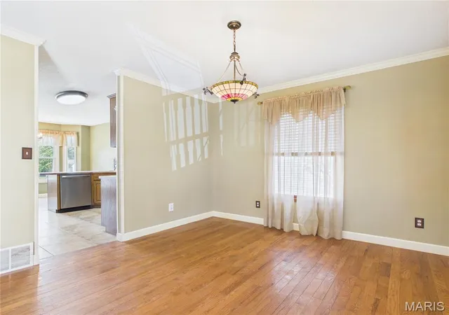 Photo 4 of Sale Pending at 721 Wedge Ln, Jackson, MO 63755 | MLS# MIS26055621 | Listing updated on 2026-08-31