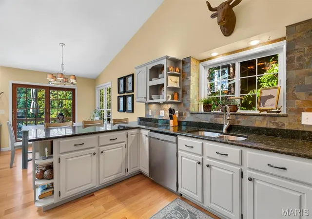 Photo 3 of Single family home for sale at 1378 S Lake Sherwood Dr, Marthasville, MO 63357 | MLS# MIS26055622 | Listing updated on 2026-09-21