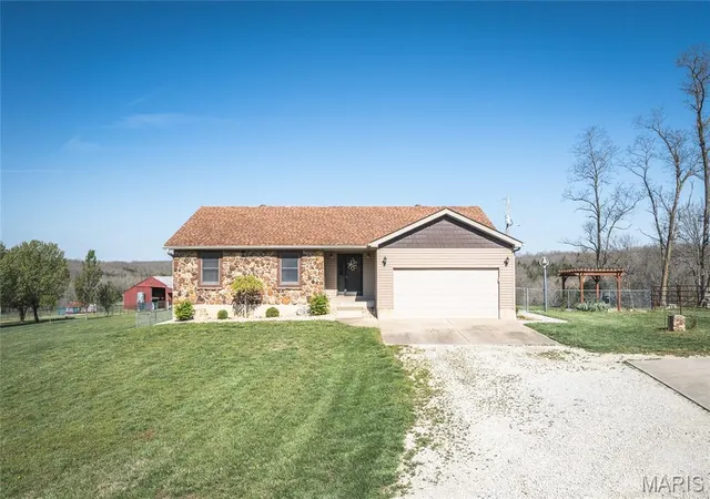 Photo 4 of Single family home for sale at 3773 Blocks Branch Rd, Owensville, MO 65066 | MLS# MIS26055625 | Listing updated on 2026-08-28